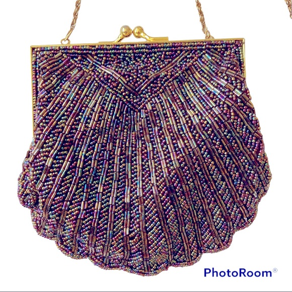 Vintage Handbags - Vintage Jenny Buchanan Beaded Seashell Evening Bag with Gold Chain Strap